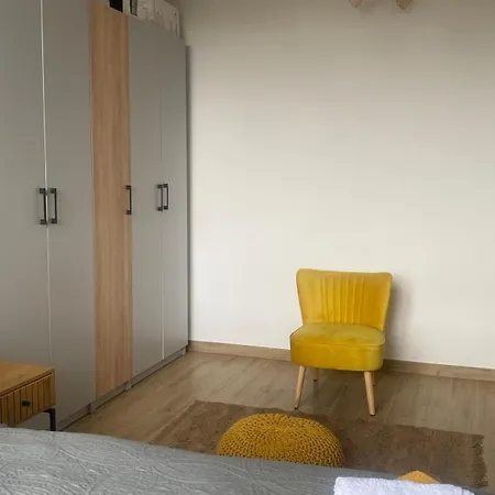 Yellow Moon Hills Apartamento Divčibare