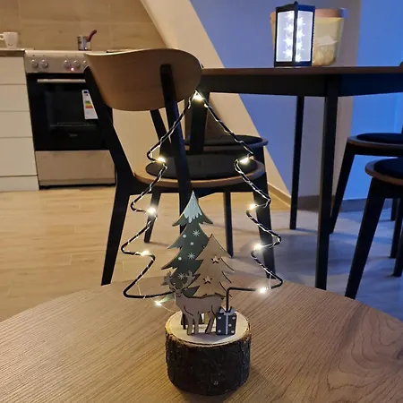 Yellow Moon Hills Διαμέρισμα