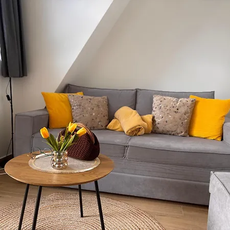 Yellow Moon Hills Apartamento