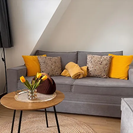 Yellow Moon Hills Apartamento Divčibare