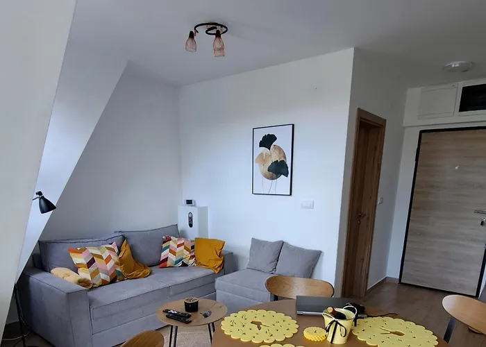 Apartament Yellow Moon Hills *